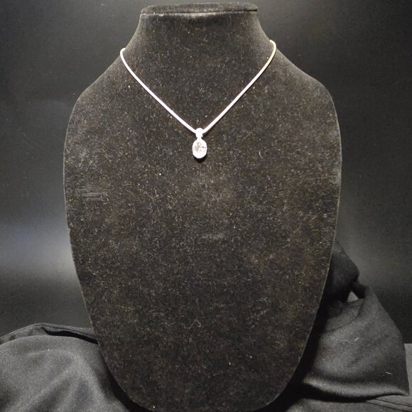 Thomas Sabo Sterling Silver Faceted Crystal Pendant Necklace - Picture 6 of 7